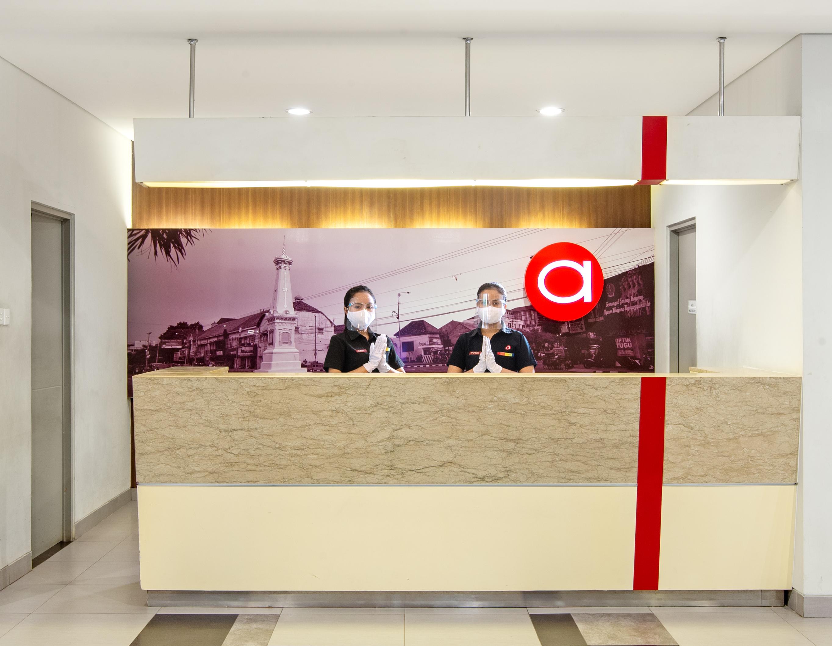 Carani Hotel Джокякарта Екстериор снимка