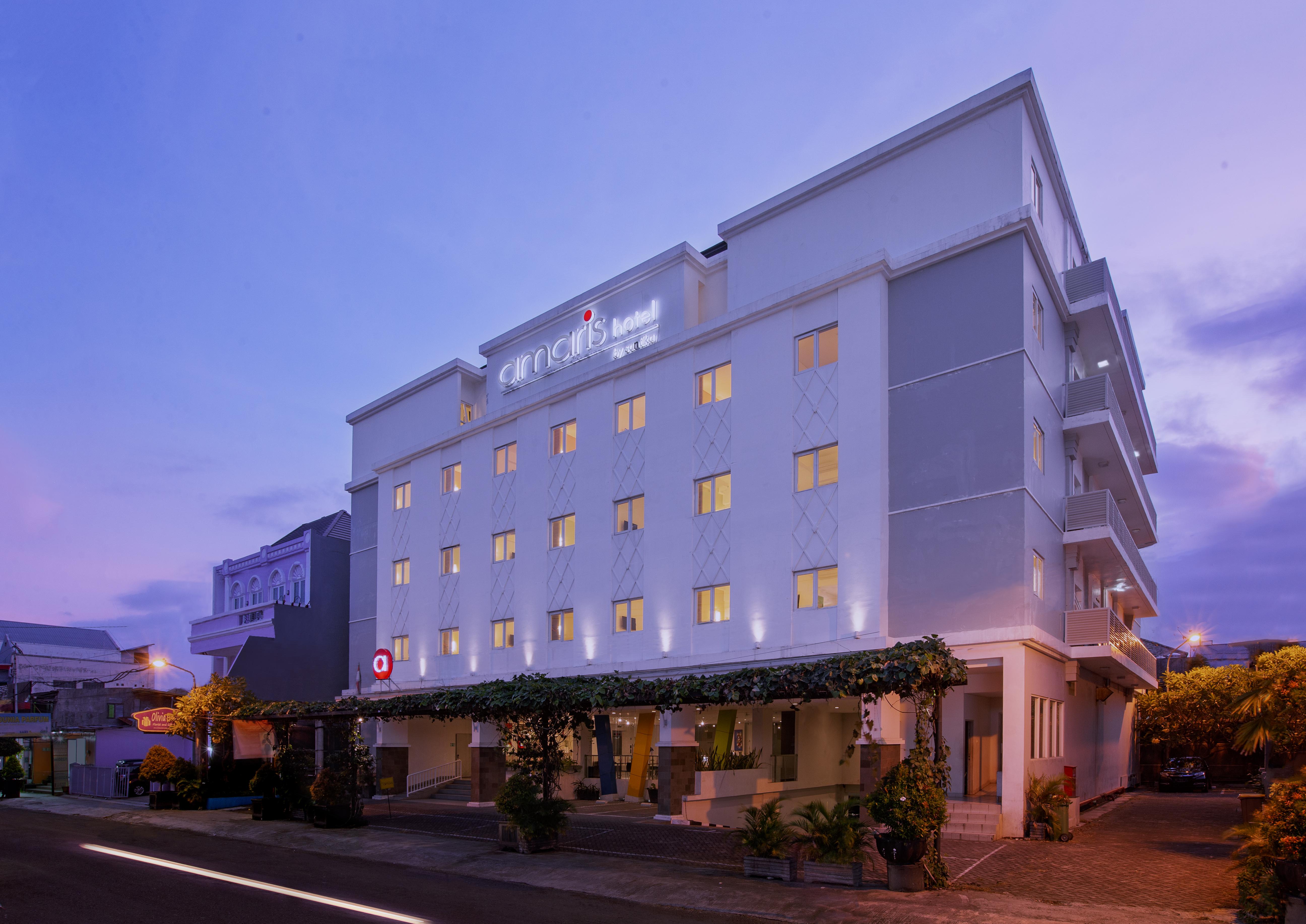 Carani Hotel Джокякарта Екстериор снимка